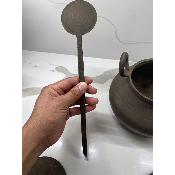 Antique Brass Heavy Fireplace Cooking Pot with stirring and serving spoons - Picture 7 of 10